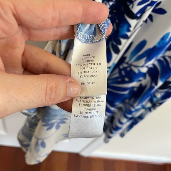 Maggy London Blue/White Floral Dress, Size 10 - Picture 5 of 6